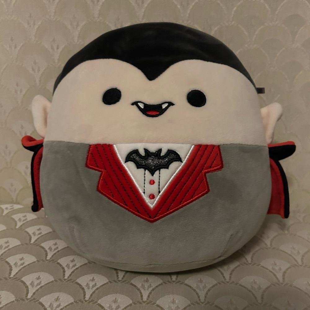 Vlad the Vampire Preloved 8” Squishmallow
